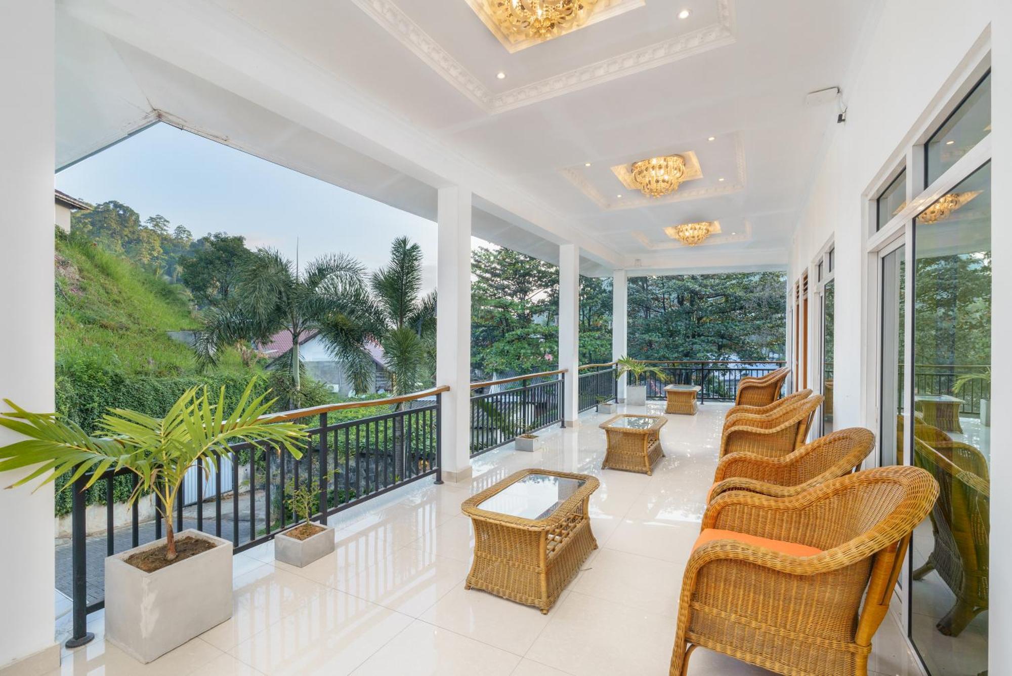 Hotel Travellers Nest Kandy Dış mekan fotoğraf