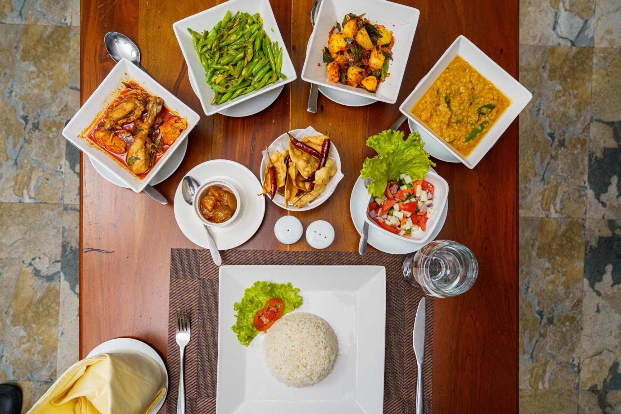 Hotel Travellers Nest Kandy Dış mekan fotoğraf